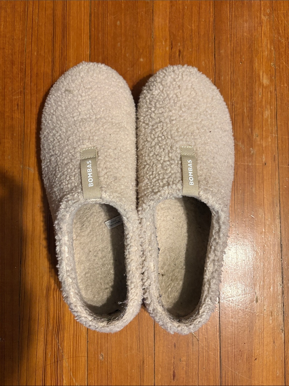 Bombas Plush Sherpa Slip-On Slippers in Cream